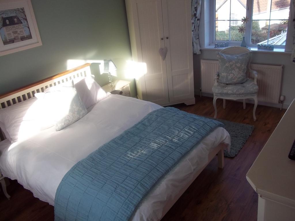 Downsfield Bed And Breakfast Сент-Айвс Номер фото